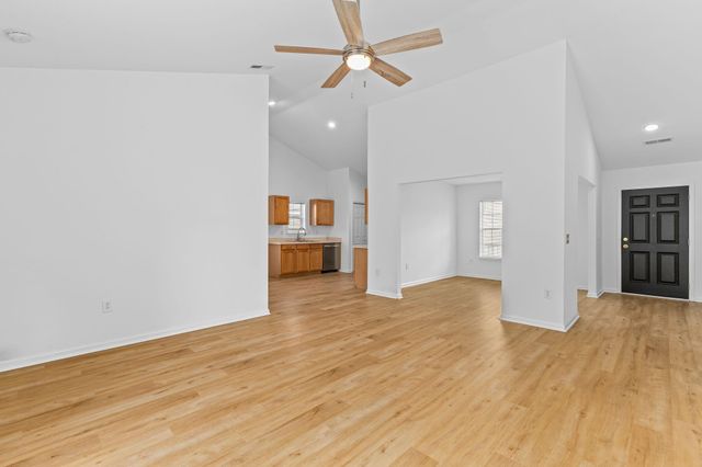 112 Slow Mill Drive, Goose Creek, SC 29445