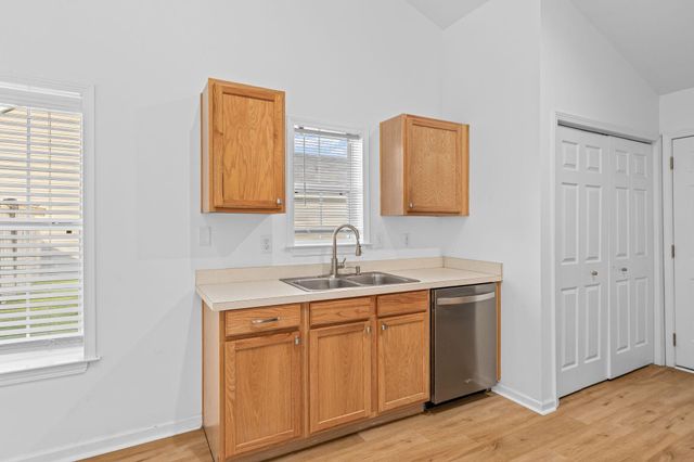 112 Slow Mill Drive, Goose Creek, SC 29445