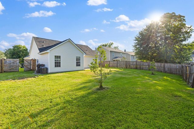 112 Slow Mill Drive, Goose Creek, SC 29445