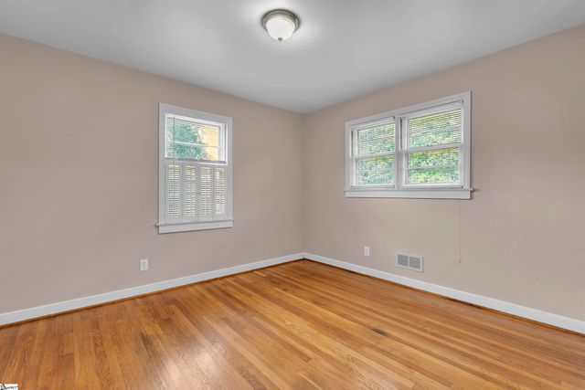 126 Holly Drive, Spartanburg, SC 29301