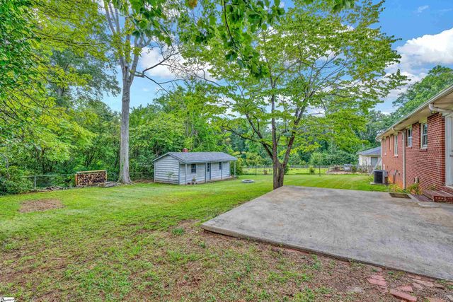 126 Holly Drive, Spartanburg, SC 29301
