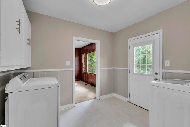 126 Holly Drive, Spartanburg, SC 29301