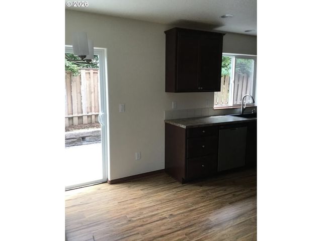 2013 Nw BELLA VISTA Dr, Gresham, OR 97030