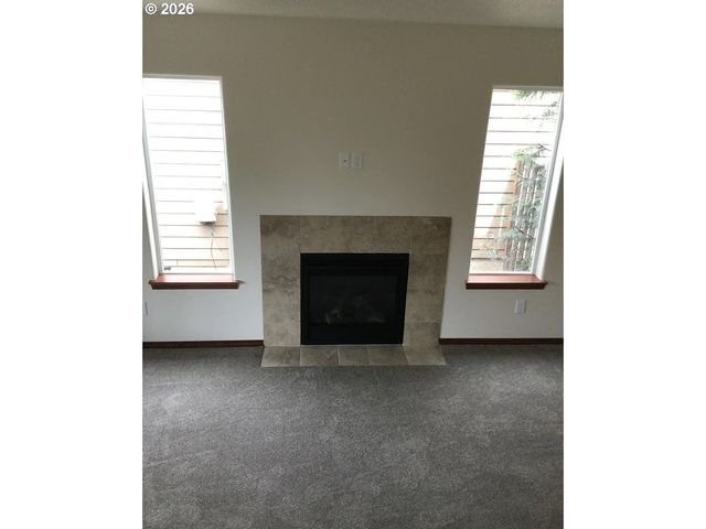 2013 Nw BELLA VISTA Dr, Gresham, OR 97030