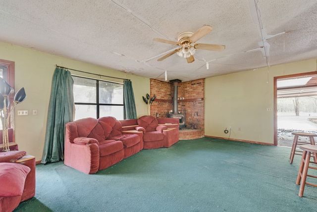 9716 Fm 751, Quinlan, TX 75474