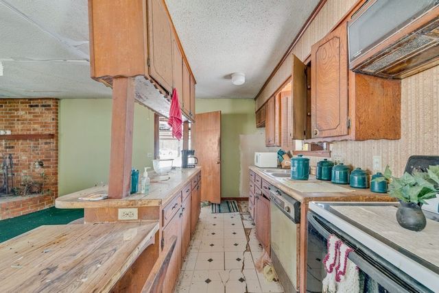 9716 Fm 751, Quinlan, TX 75474