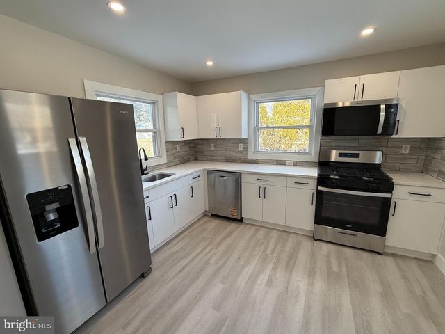 2470 S MAIN RD, Vineland, NJ 08360