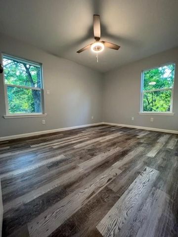 710 Avenue J Place, Conroe, TX 77301