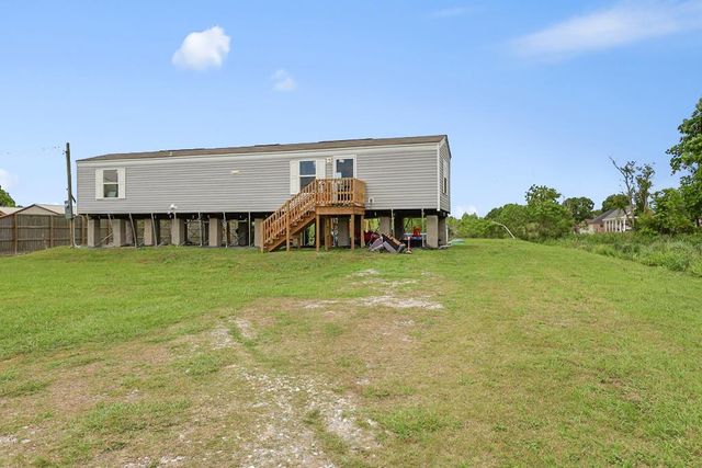 310 W 41st St, Cut Off, LA 70345