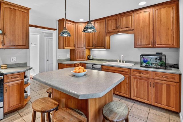 560 Toepfer Avenue, Madison, WI 53711