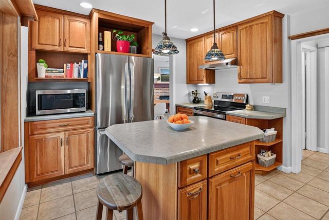 560 Toepfer Avenue, Madison, WI 53711
