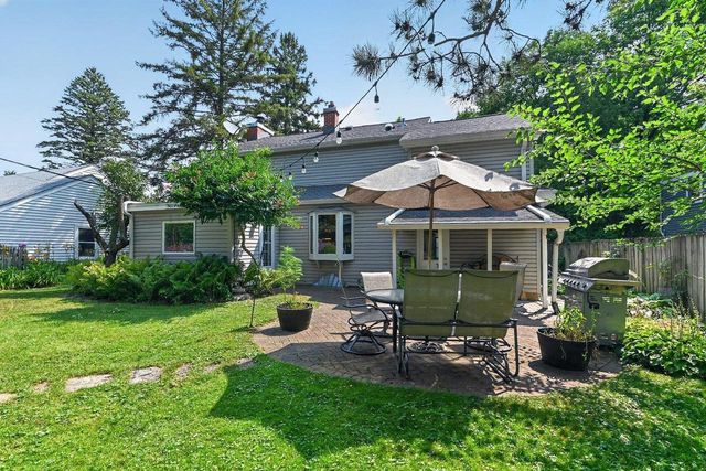 560 Toepfer Avenue, Madison, WI 53711
