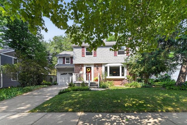 560 Toepfer Avenue, Madison, WI 53711