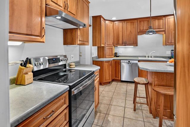 560 Toepfer Avenue, Madison, WI 53711