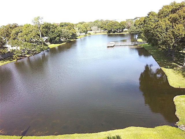 3808 N OAK DRIVE U42, Tampa, FL 33611