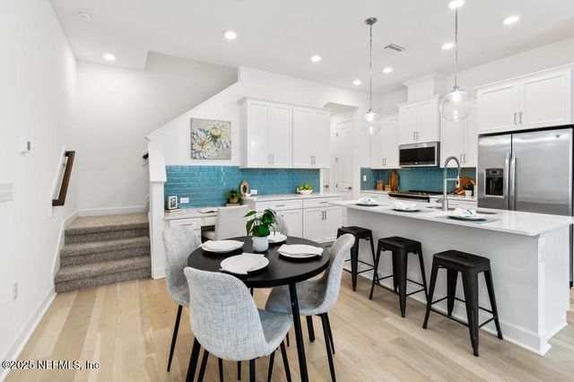 11454 WHITE CAP Court, Jacksonville, FL 32256