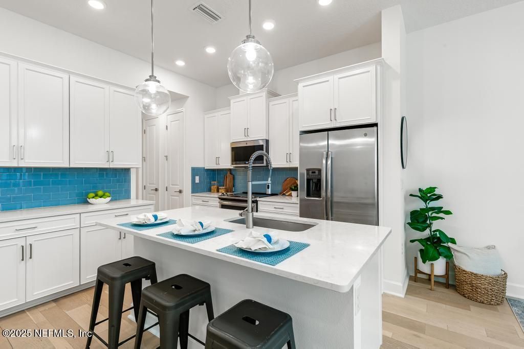 11454 WHITE CAP Court, Jacksonville, FL 32256