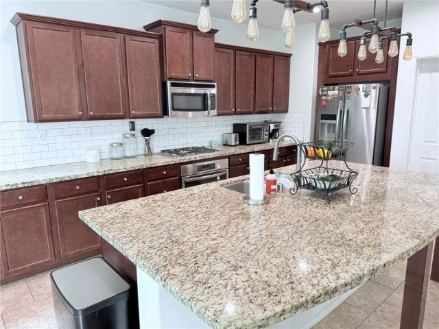 7170 Melody Drive, Fontana, CA 92336