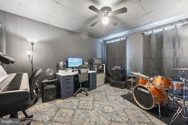 3500 E FAIRMOUNT AVE, Baltimore, MD 21224