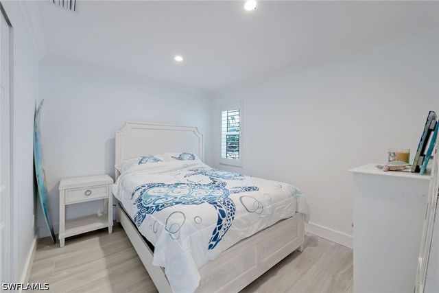 1250 Tuna CT, Naples, FL 34102