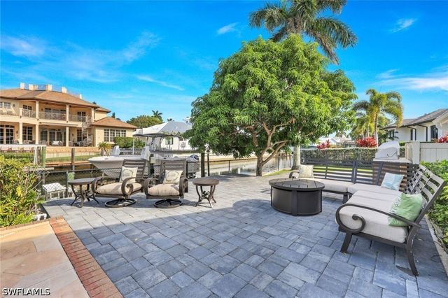 1250 Tuna CT, Naples, FL 34102