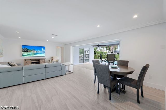 1250 Tuna CT, Naples, FL 34102