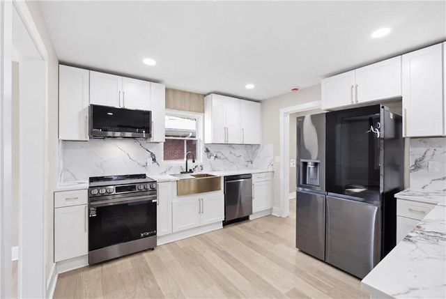 340 Brooks Avenue SW, Atlanta, GA 30310