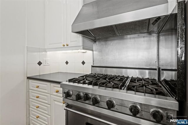 7004 Boulevard East 26D, Guttenberg, NJ 07093