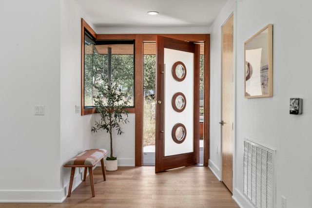 4602 Rue ST, Austin, TX 78731