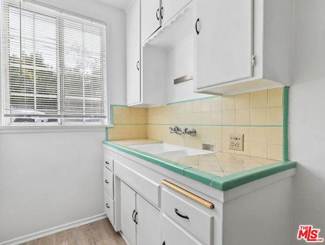 4010 Los Feliz Boulevard 9, Los Angeles, CA 90027