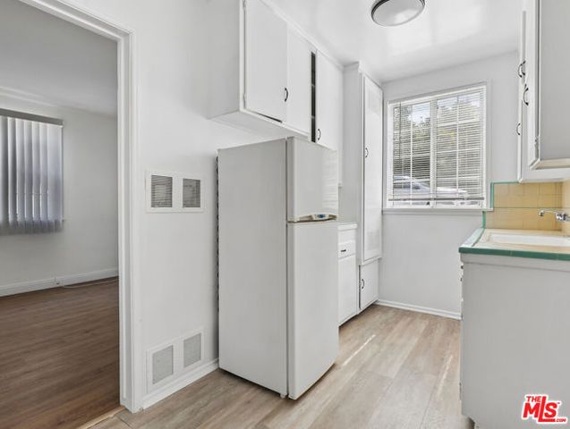4010 Los Feliz Boulevard 9, Los Angeles, CA 90027