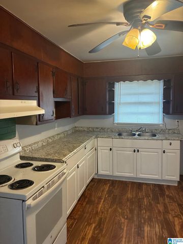 2241 1ST PLACE NW, Center Point, AL 35215