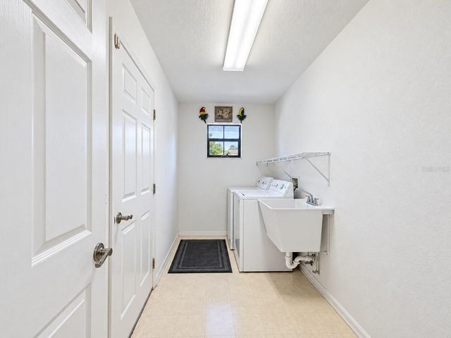 2127 NE 40TH AVENUE, Ocala, FL 34470