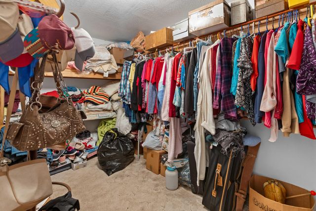 557 Hagewood Lane, Theodosia, MO 65761