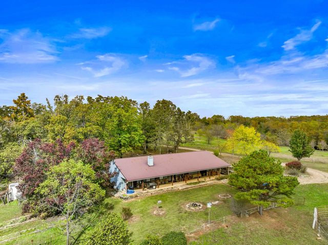 557 Hagewood Lane, Theodosia, MO 65761
