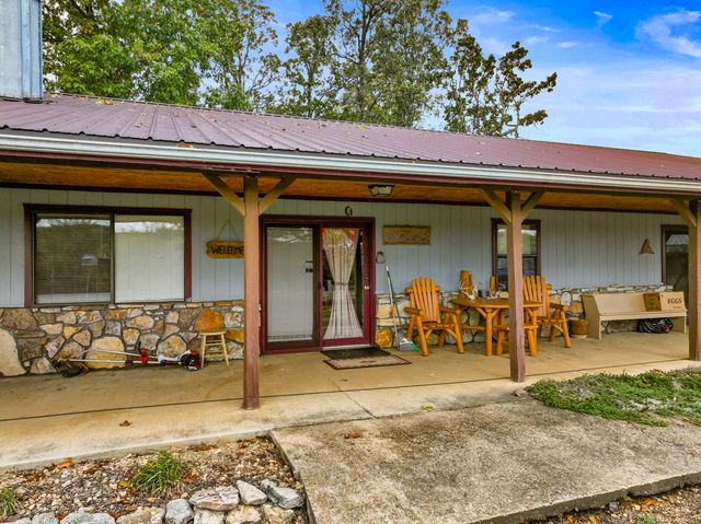 557 Hagewood Lane, Theodosia, MO 65761