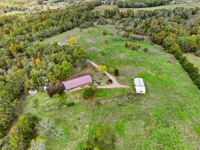 557 Hagewood Lane, Theodosia, MO 65761