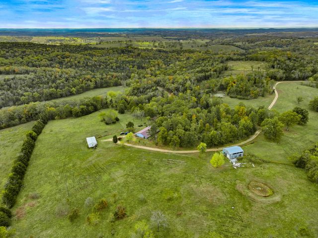 557 Hagewood Lane, Theodosia, MO 65761