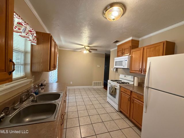 3021 Doby Street, Pascagoula, MS 39567