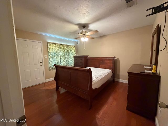 3021 Doby Street, Pascagoula, MS 39567