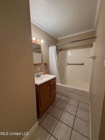 3021 Doby Street, Pascagoula, MS 39567