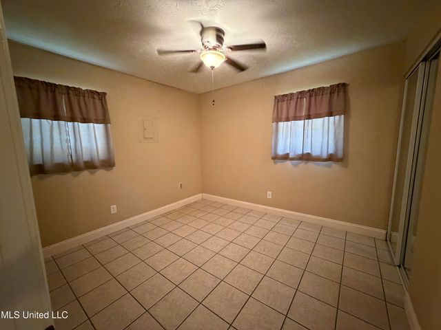 3021 Doby Street, Pascagoula, MS 39567