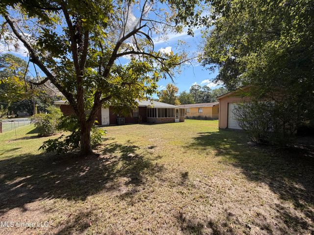 3021 Doby Street, Pascagoula, MS 39567