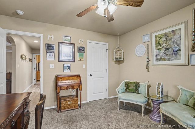 9920 Tall Pine Lane, Claremore, OK 74017