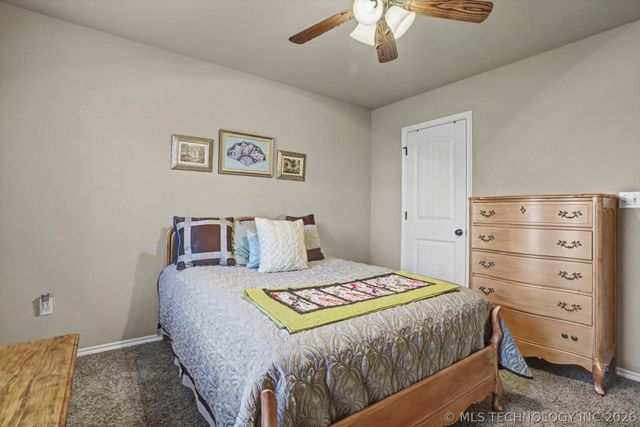 9920 Tall Pine Lane, Claremore, OK 74017