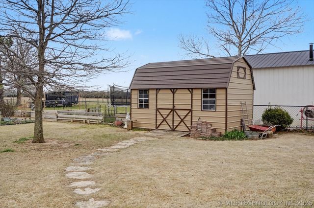 9920 Tall Pine Lane, Claremore, OK 74017