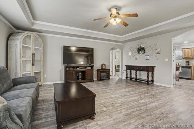 9920 Tall Pine Lane, Claremore, OK 74017