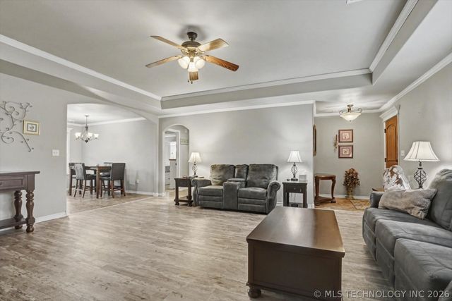 9920 Tall Pine Lane, Claremore, OK 74017