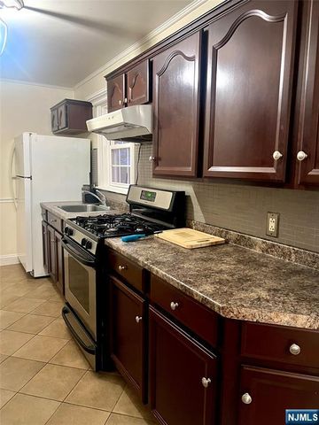 31 Hedden Terrace 2, North Arlington, NJ 07031