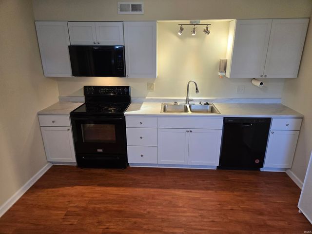 5317 Bechtel Court, Marion, IN 46952